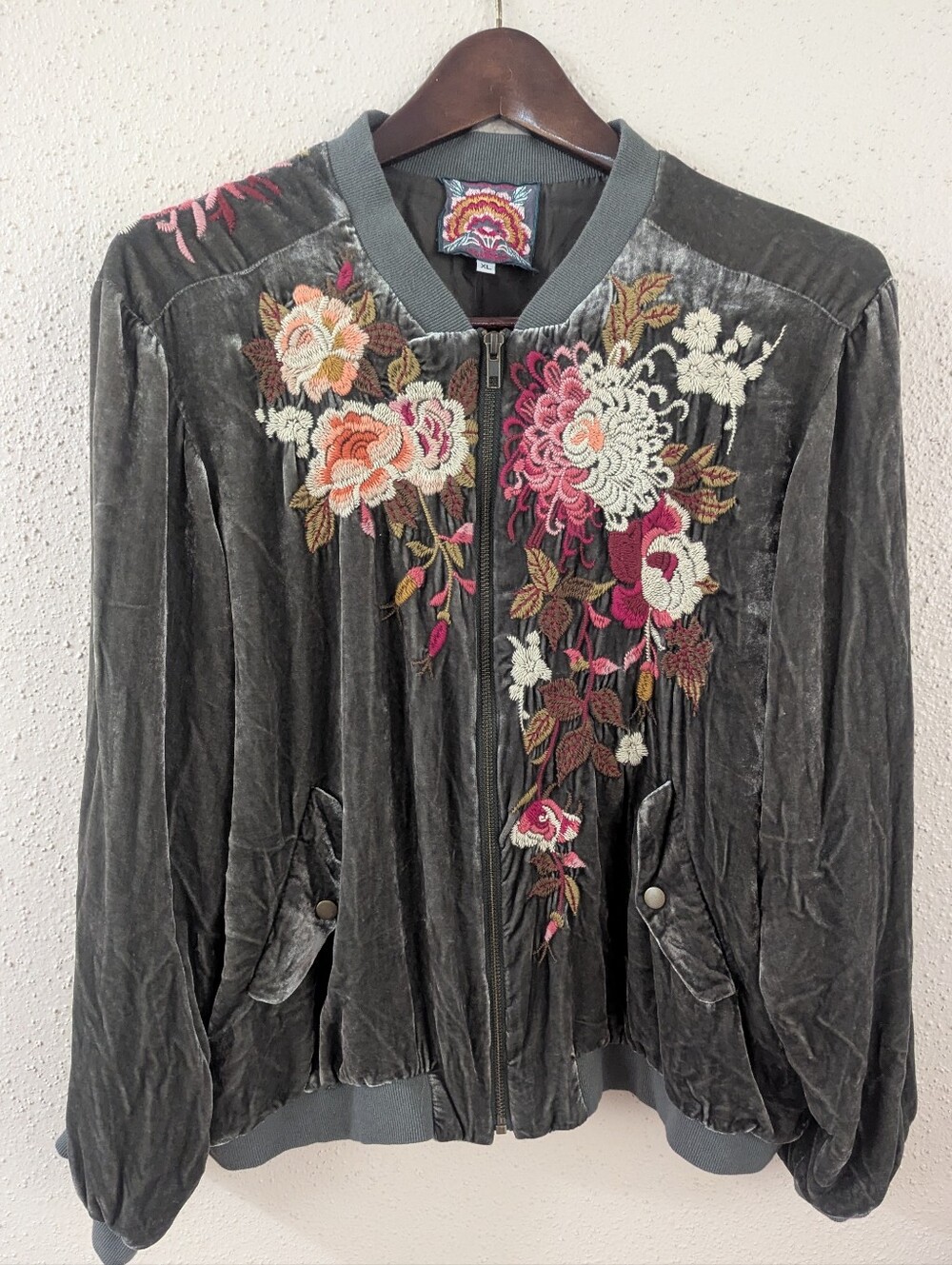 Johnny Was Chrys Olive Velvet Bomber Jacket with Floral Embroidery Size XL